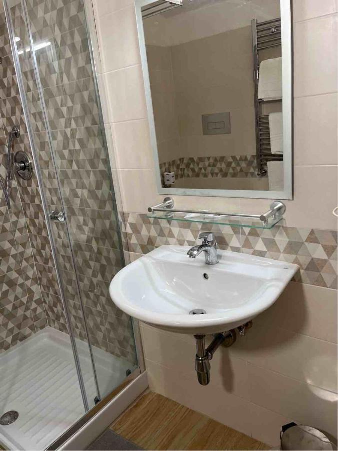 Pisani Hotel San Nicola La Strada المظهر الخارجي الصورة