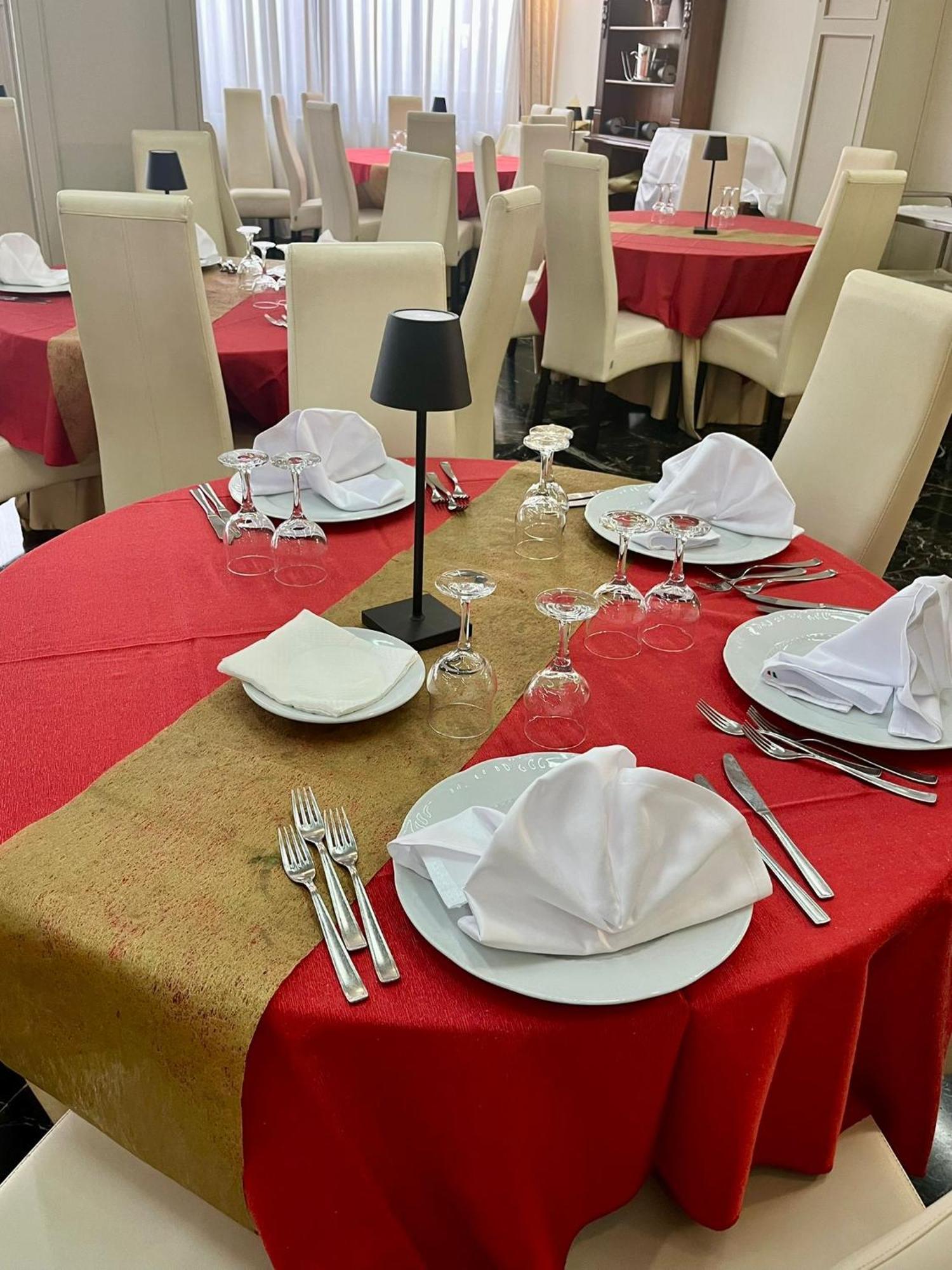Pisani Hotel San Nicola La Strada المظهر الخارجي الصورة