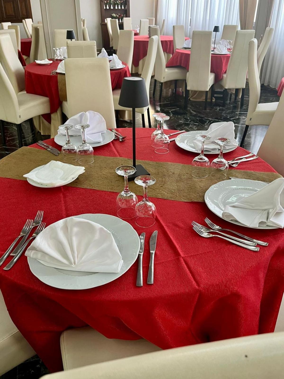 Pisani Hotel San Nicola La Strada المظهر الخارجي الصورة