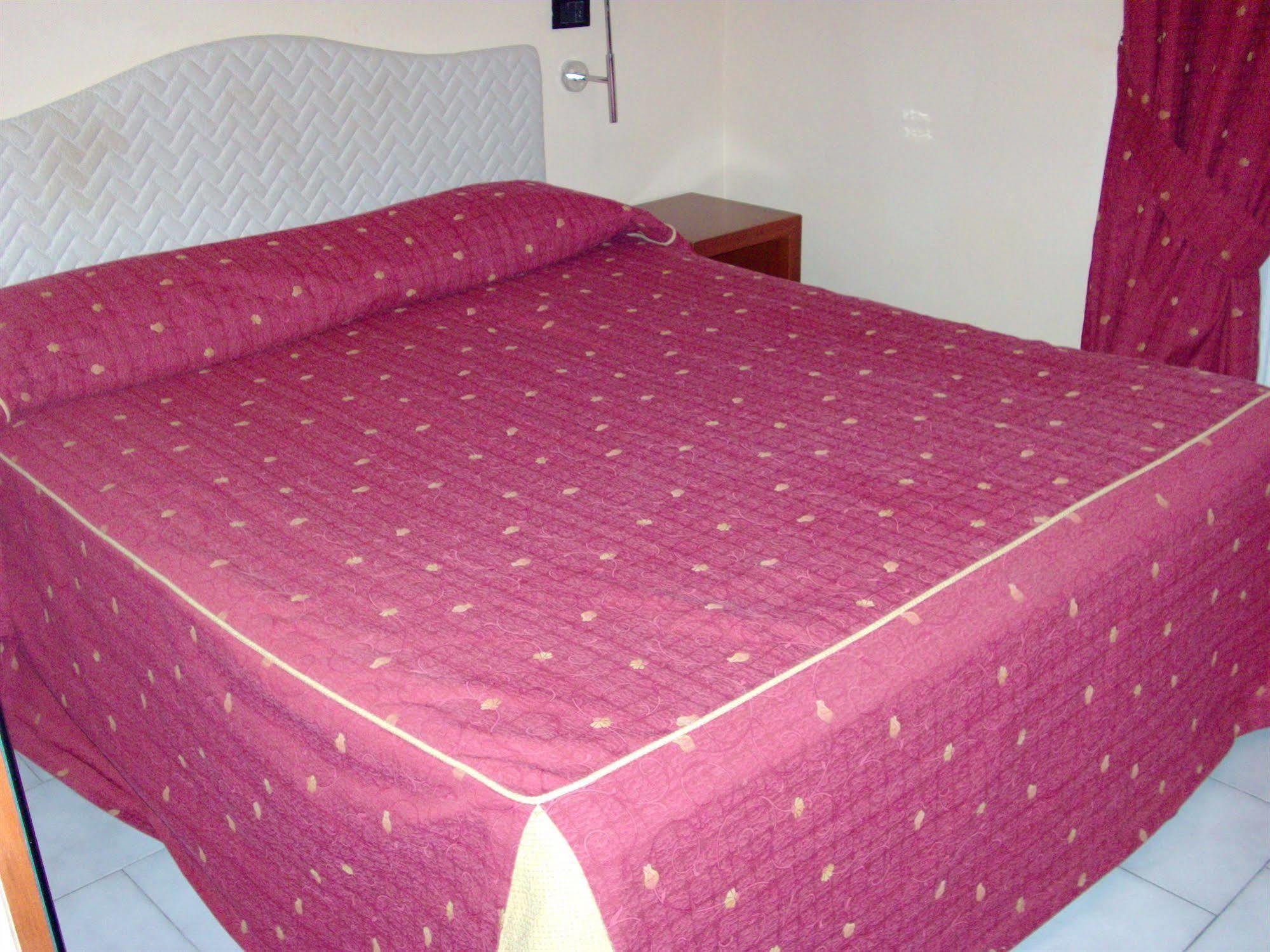 Pisani Hotel San Nicola La Strada المظهر الخارجي الصورة
